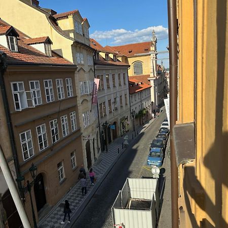 Nerudova Apartments Prag Exterior foto